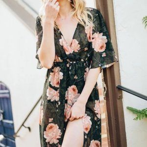 Knot Sisters Floral Dress w/ Slit
